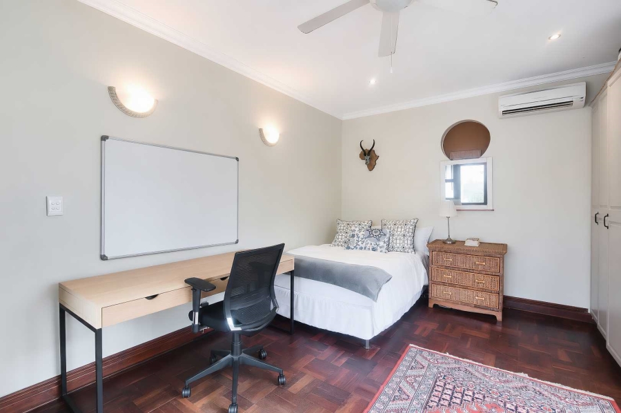 7 Bedroom Property for Sale in Voelklip Western Cape